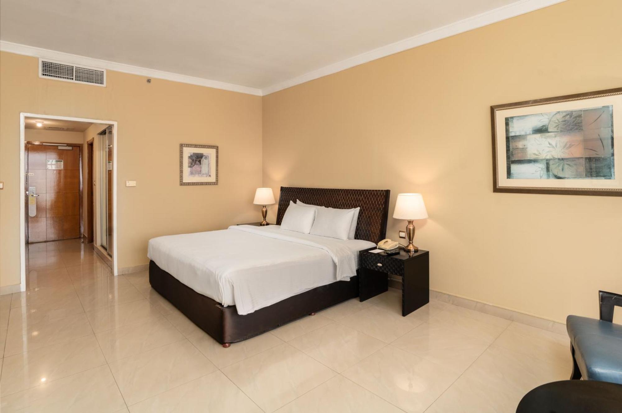 Oryx Hotel Abu Dhabi Ngoại thất bức ảnh
